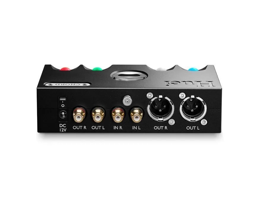Rear of the Huei: 12 V DC inlet and power switch, unbalanced RCA outputs and inputs for right and left, and the two balanced XLR outputs